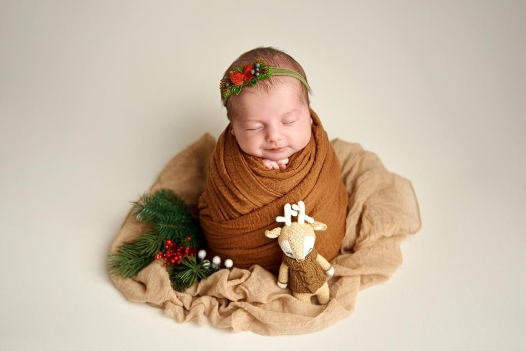 Обмотки. Фотограф новонароджених діток та їх сімей в Тернополі