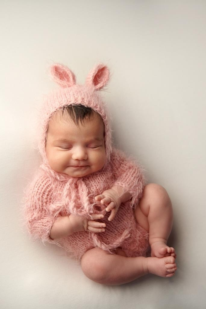 Дівчата. Фотограф новонароджених діток та їх сімей в Тернополі