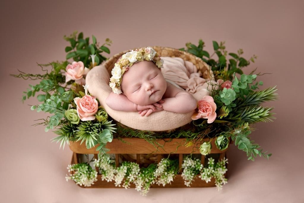 Квіти. Фотограф новонароджених діток та їх сімей в Тернополі