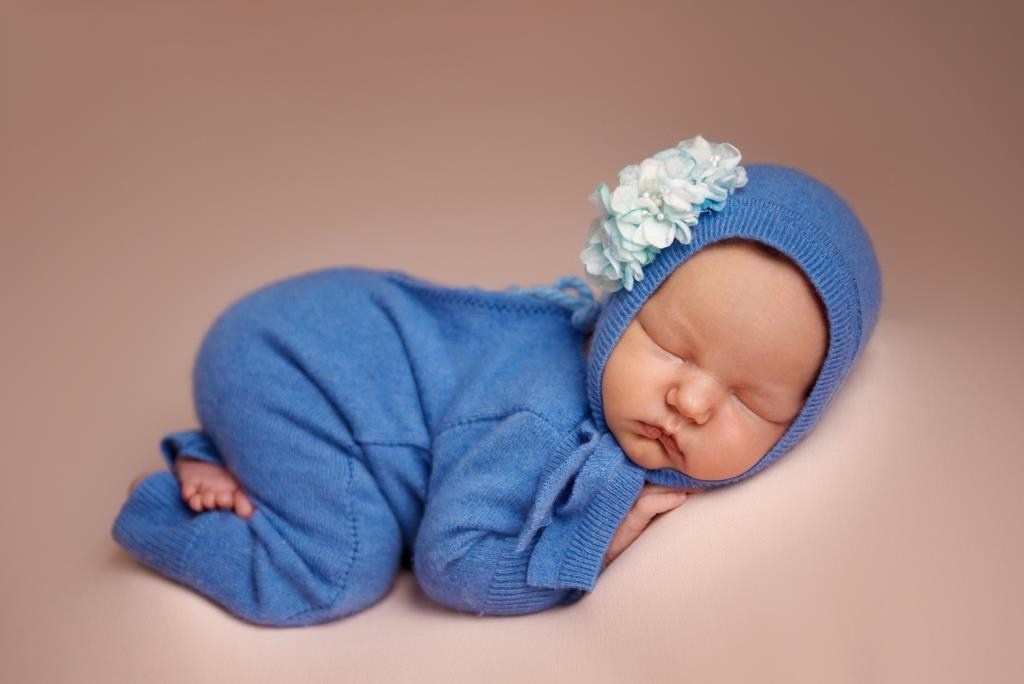 Дівчата. Фотограф новонароджених діток та їх сімей в Тернополі