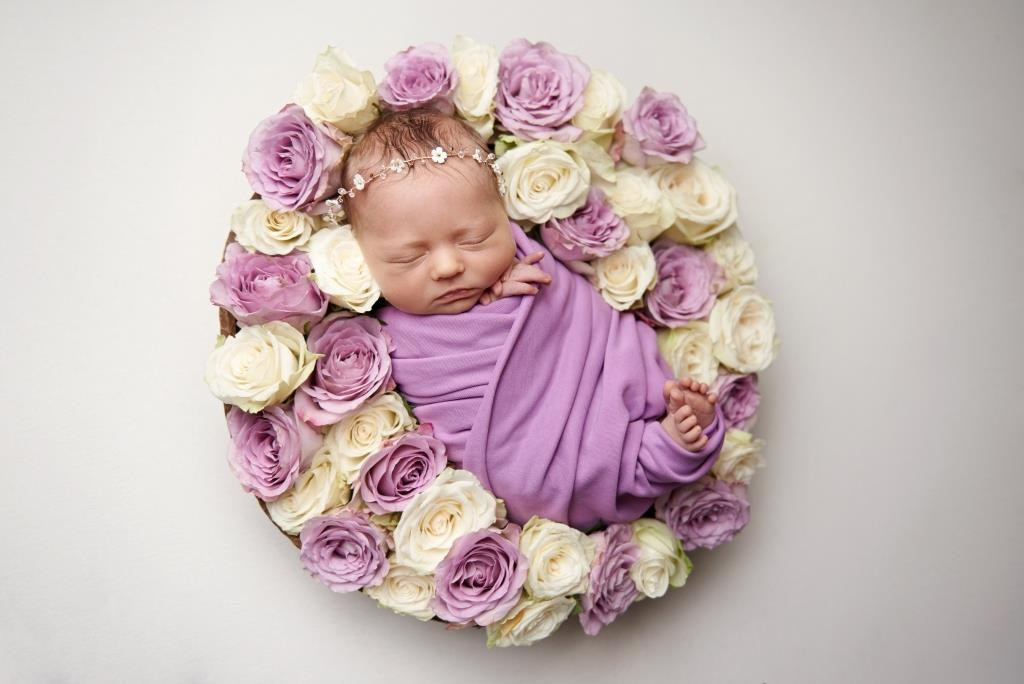 Квіти. Фотограф новонароджених діток та їх сімей в Тернополі