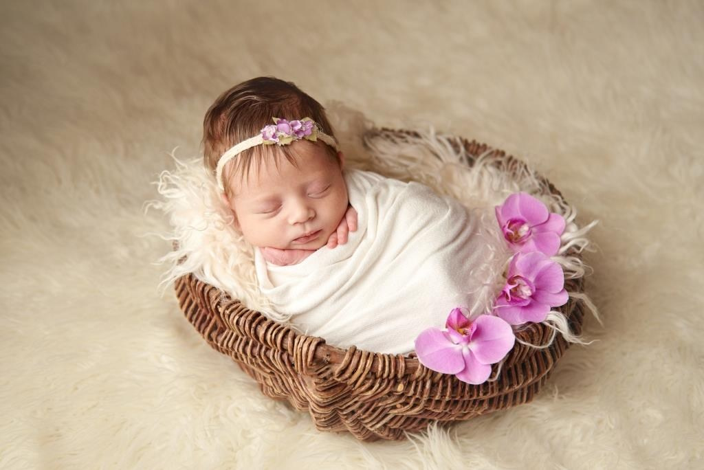 Квіти. Фотограф новонароджених діток та їх сімей в Тернополі