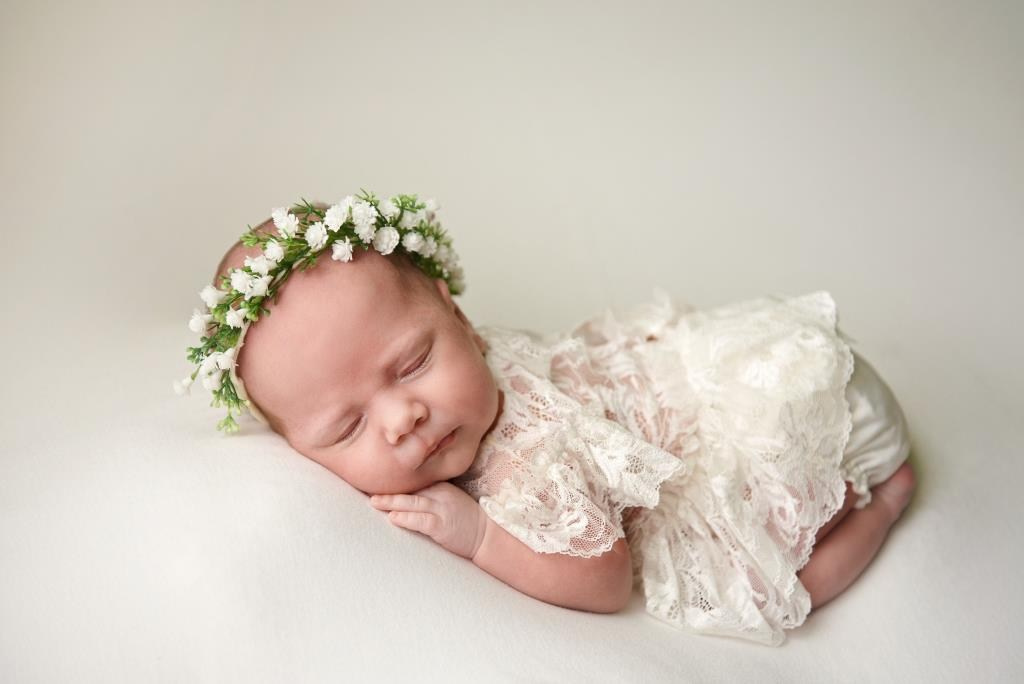 Дівчата. Фотограф новонароджених діток та їх сімей в Тернополі