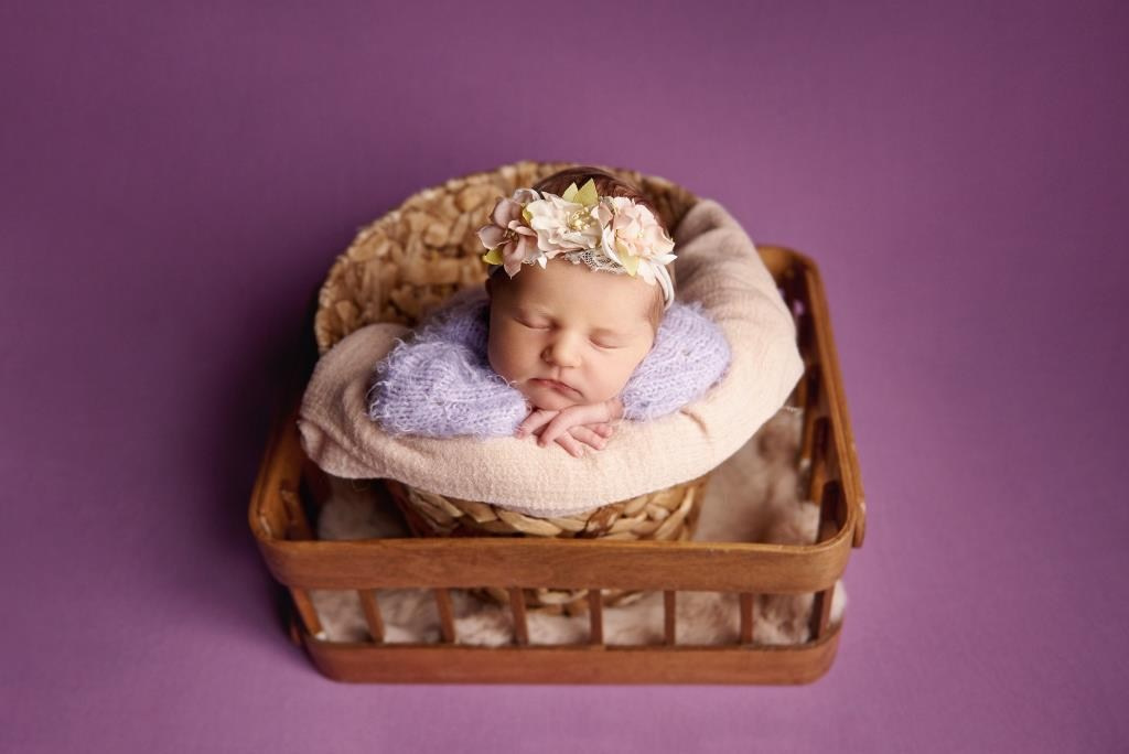 Бадейка. Фотограф новонароджених діток та їх сімей в Тернополі