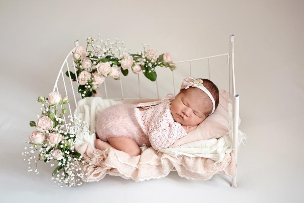 Ліжечка. Фотограф новонароджених діток та їх сімей в Тернополі