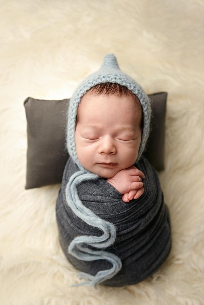 Обмотки. Фотограф новонароджених діток та їх сімей в Тернополі