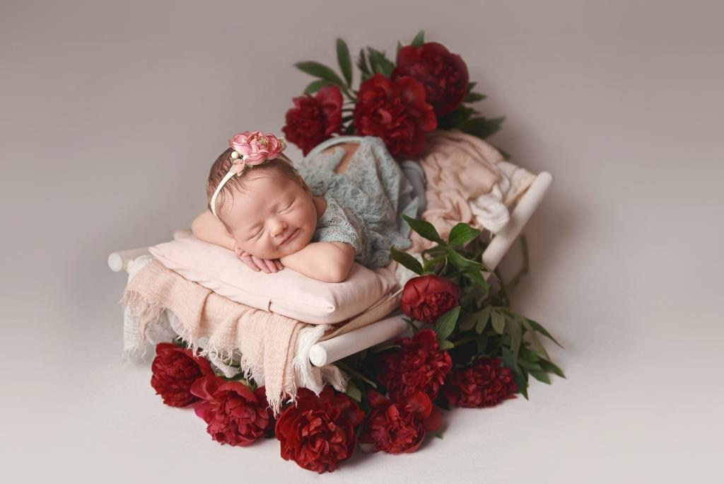 Квіти. Фотограф новонароджених діток та їх сімей в Тернополі