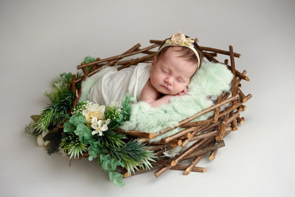 Квіти. Фотограф новонароджених діток та їх сімей в Тернополі