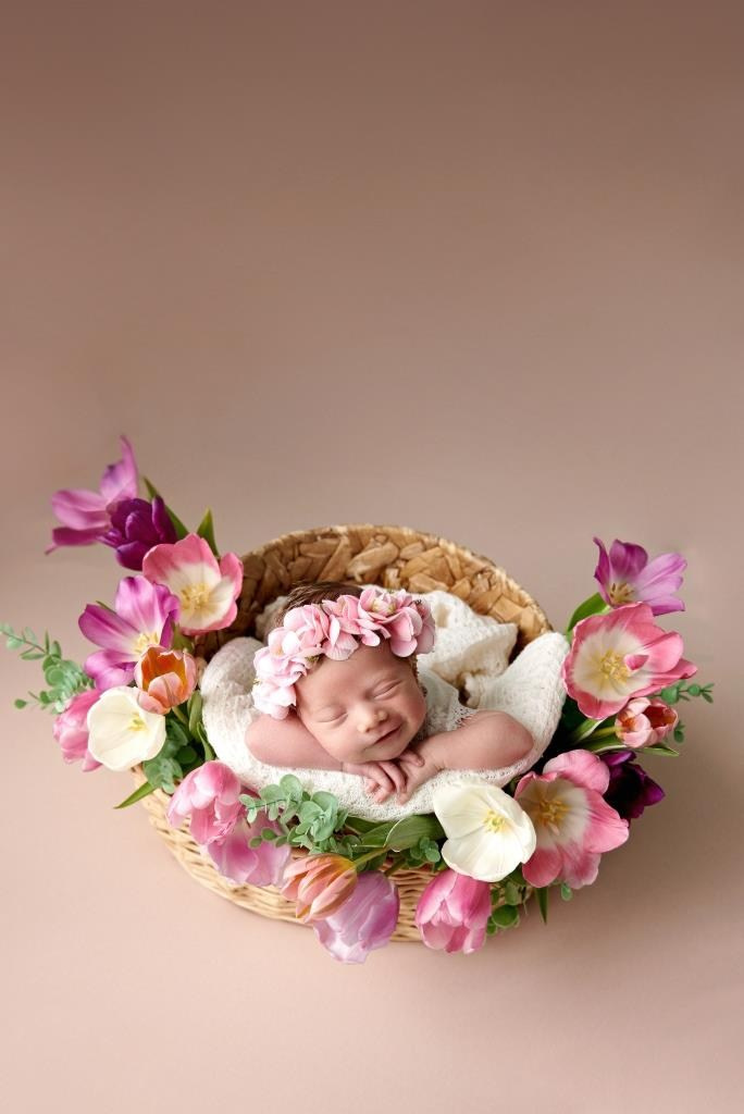 Корзини. Фотограф новонароджених діток та їх сімей в Тернополі