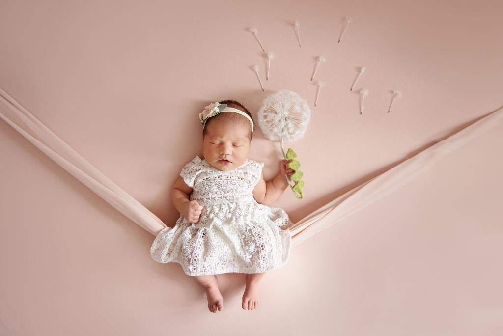 Гамак. Фотограф новонароджених діток та їх сімей в Тернополі
