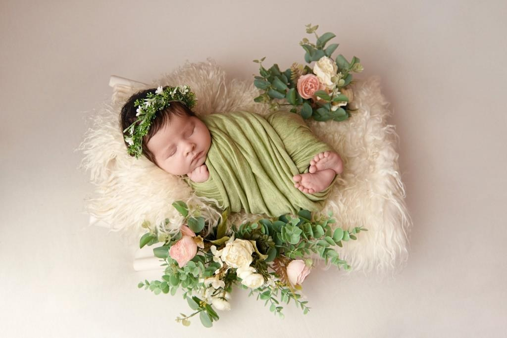Квіти. Фотограф новонароджених діток та їх сімей в Тернополі