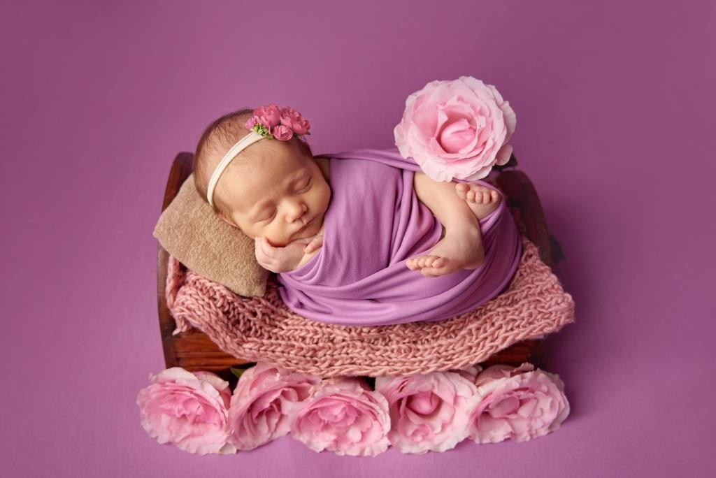 Квіти. Фотограф новонароджених діток та їх сімей в Тернополі
