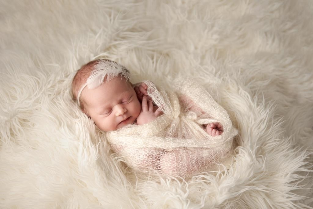 Обмотки. Фотограф новонароджених діток та їх сімей в Тернополі