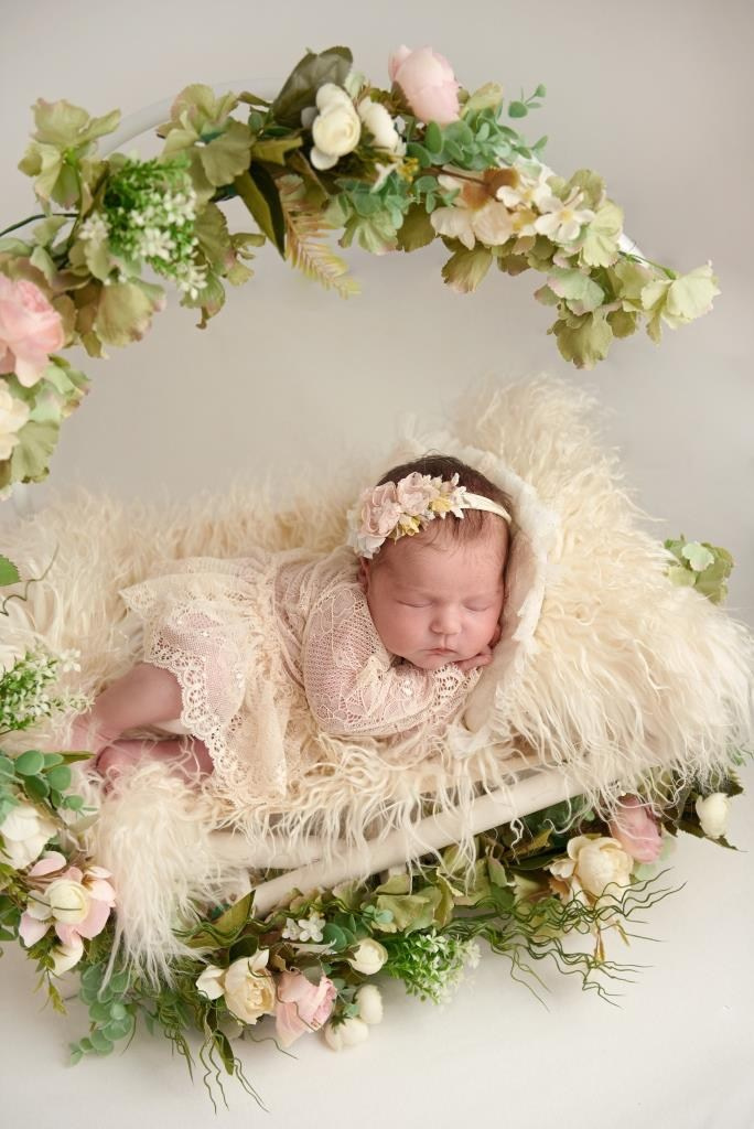 Квіти. Фотограф новонароджених діток та їх сімей в Тернополі