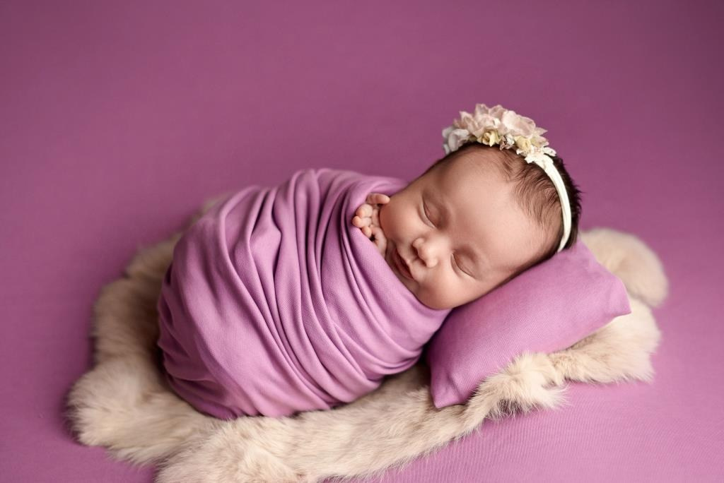 Обмотки. Фотограф новонароджених діток та їх сімей в Тернополі
