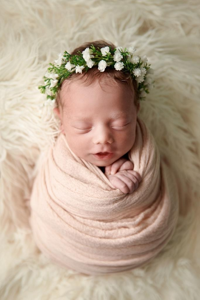 Обмотки. Фотограф новонароджених діток та їх сімей в Тернополі