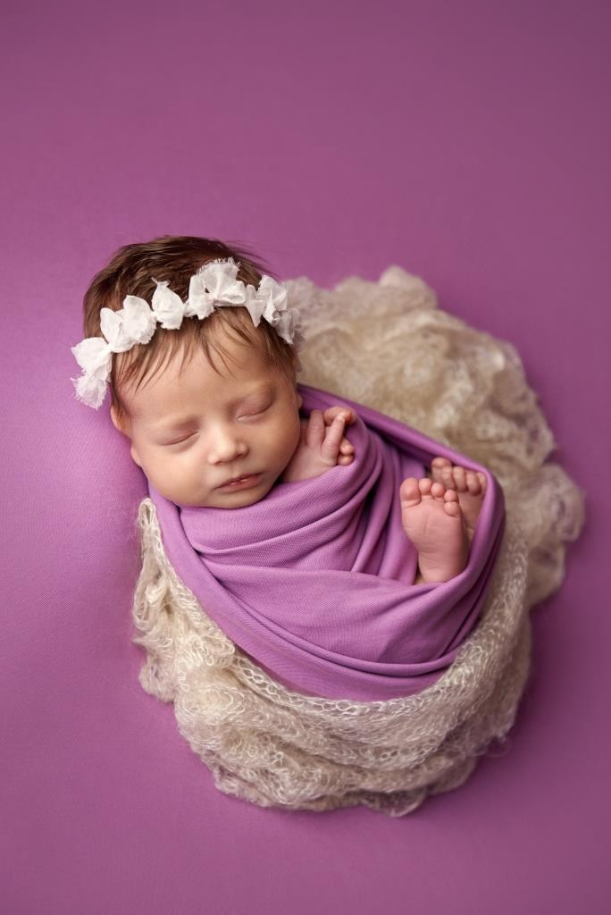 Обмотки. Фотограф новонароджених діток та їх сімей в Тернополі