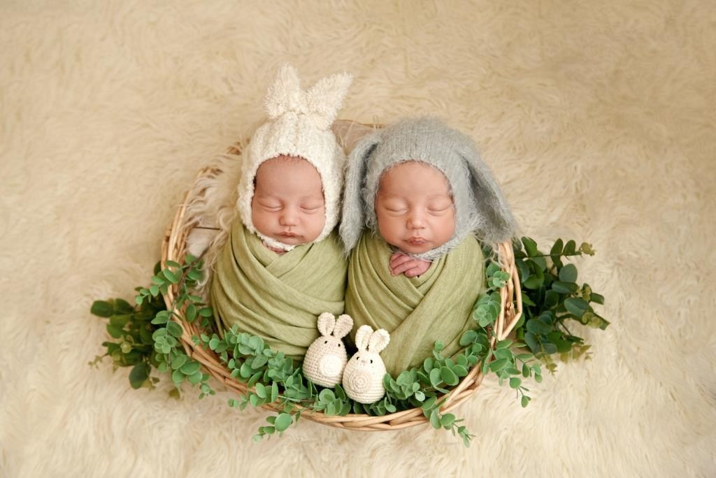 Двійнята. Фотограф новонароджених діток та їх сімей в Тернополі
