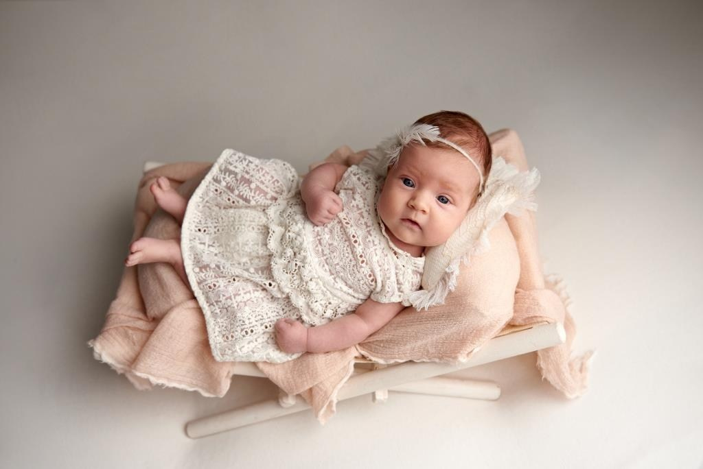 Ліжко гамак. Фотограф новонароджених діток та їх сімей в Тернополі