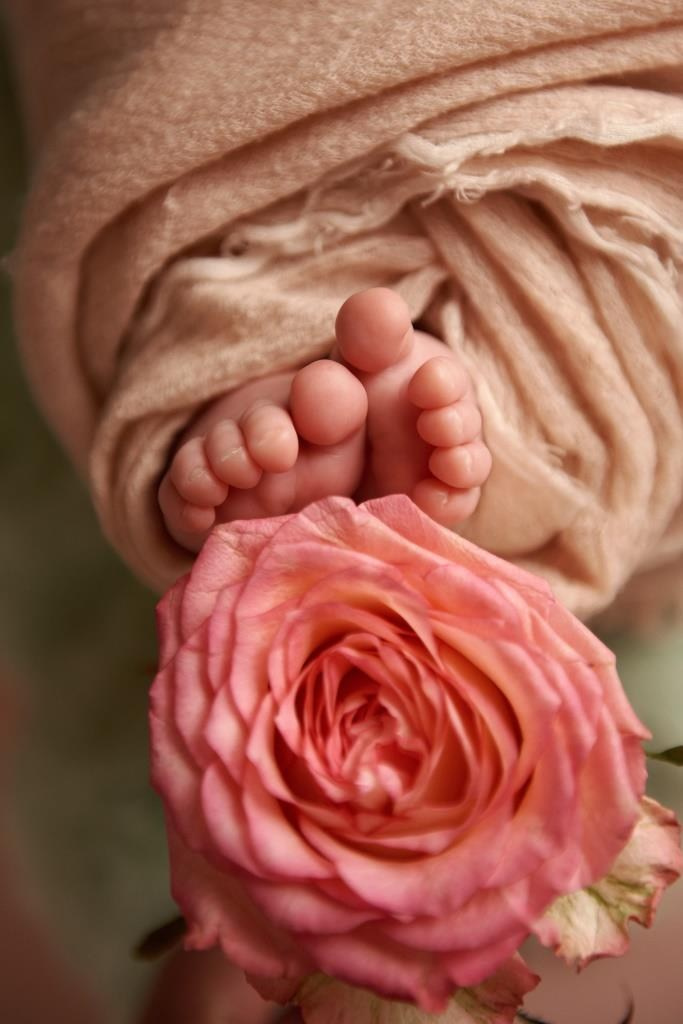 Деталі. Фотограф новонароджених діток та їх сімей в Тернополі