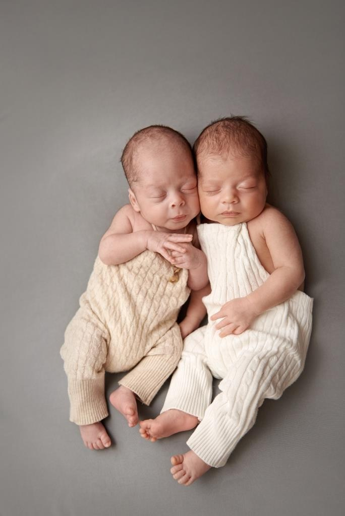 Хлопці. Фотограф новонароджених діток та їх сімей в Тернополі