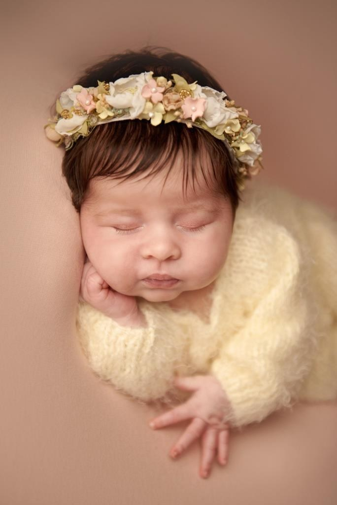 Дівчата. Фотограф новонароджених діток та їх сімей в Тернополі