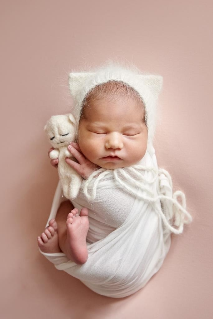 Обмотки. Фотограф новонароджених діток та їх сімей в Тернополі