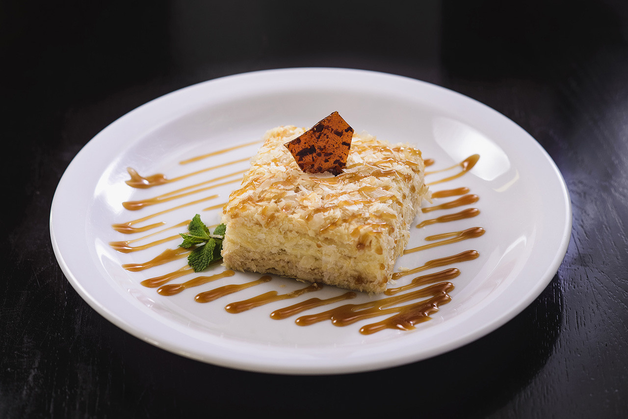 Тарелка с едой – яркие детали и привлекательная композиция.