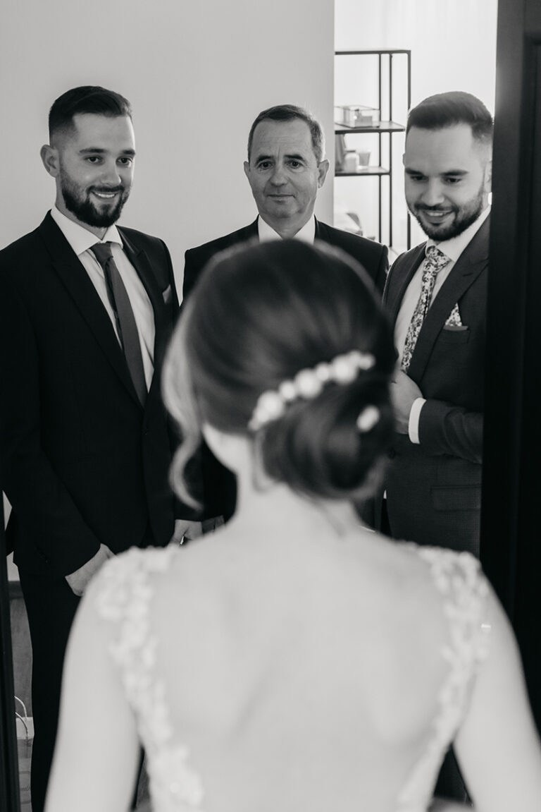 Essence. Luviar by Mihai Andrei Popa