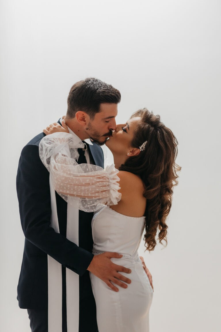 Essence. Luviar by Mihai Andrei Popa