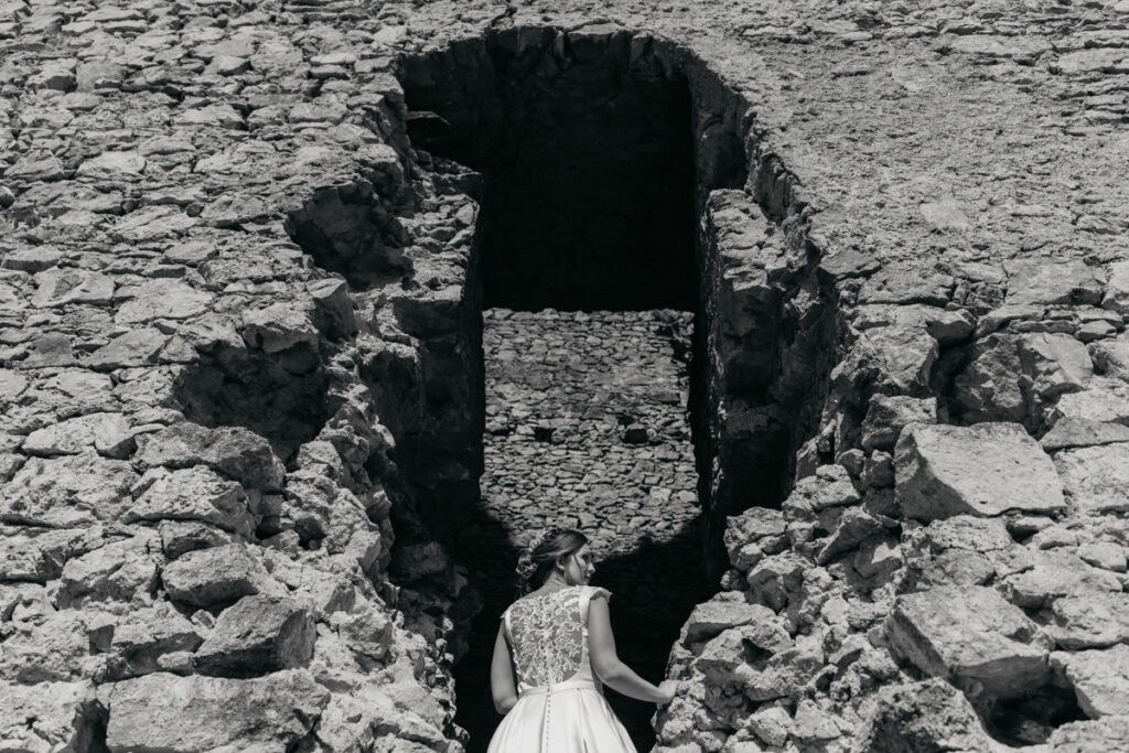 Essence. Luviar by Mihai Andrei Popa