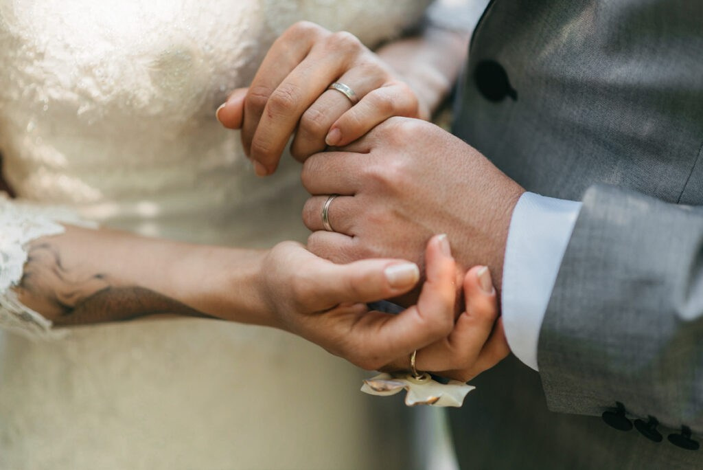 Essence. Luviar by Mihai Andrei Popa