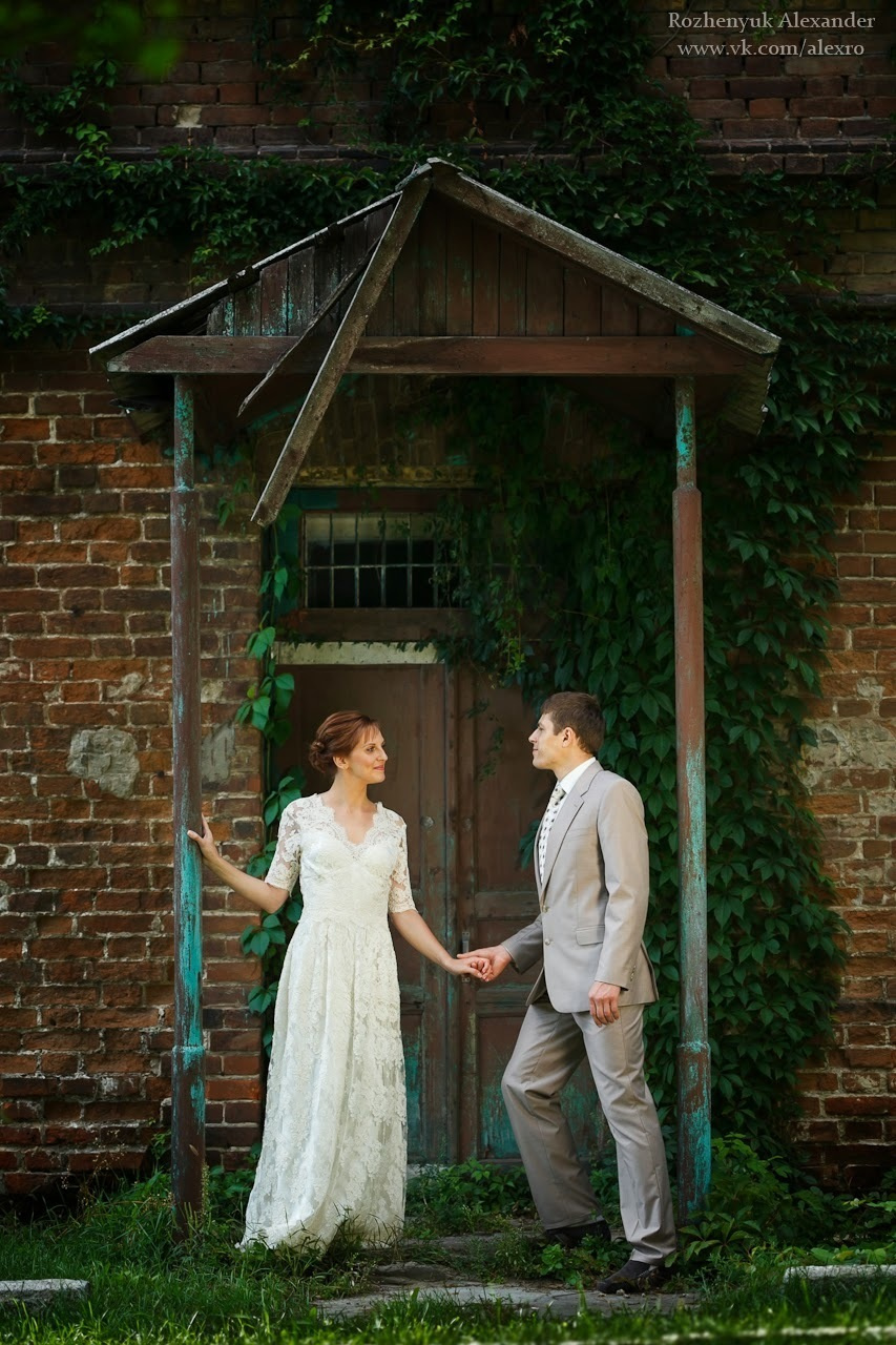 Weddings and love-stories. Business events, portraits and architecture photographer in Ukraine and Europe