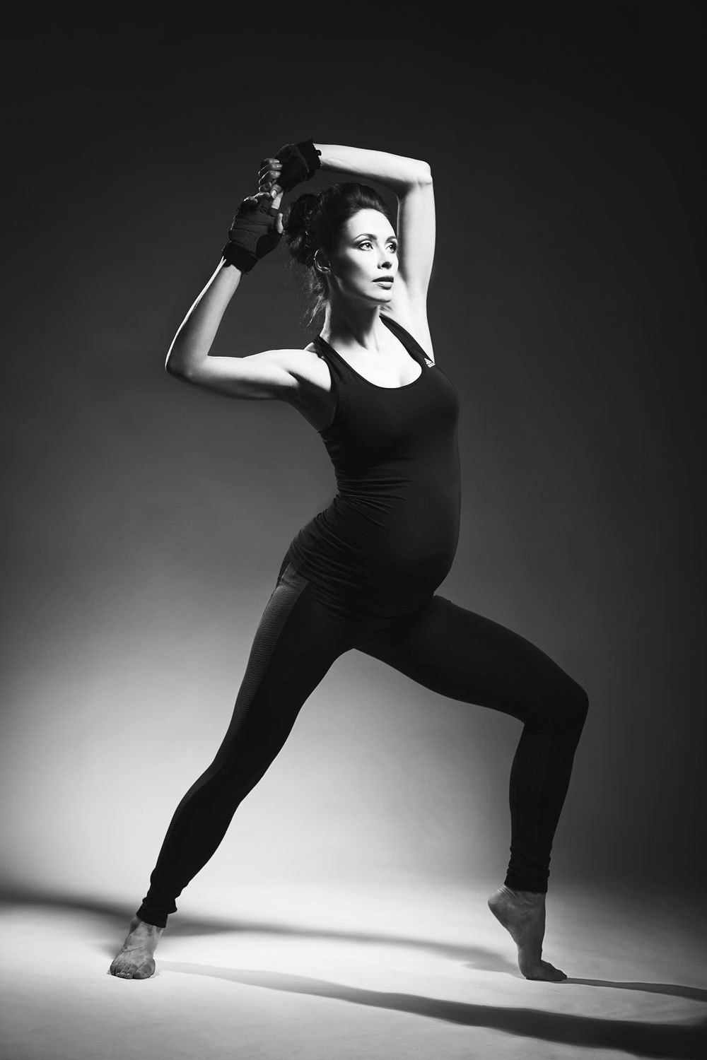 Фотосессия беременности Большая Долина. Семейный фотограф Великодолинское