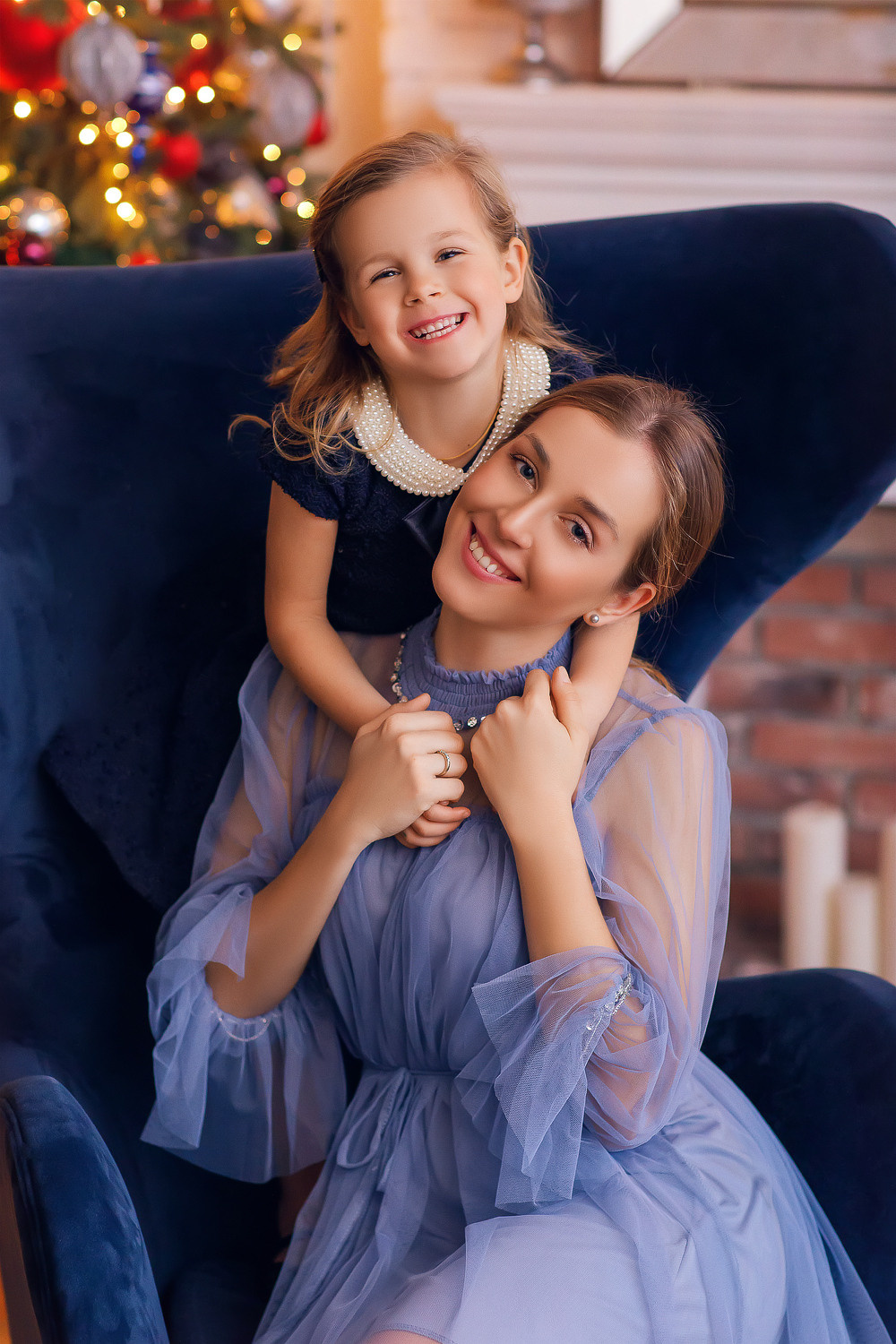 Новогодние фотосессии в студии. Семейный фотограф Великодолинское