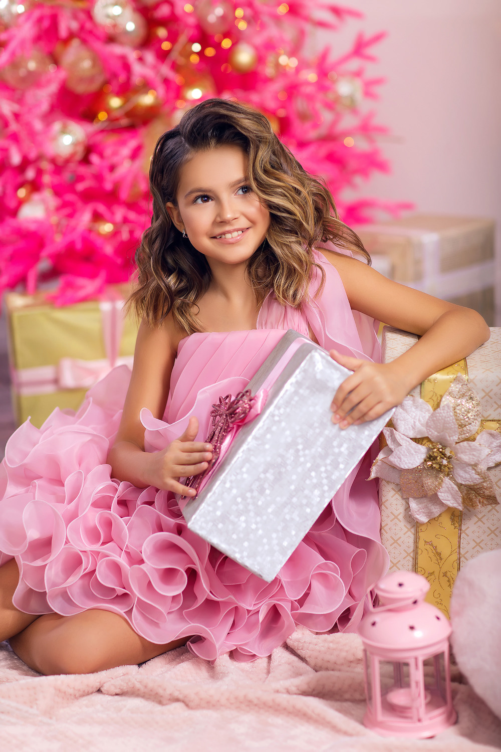 Новогодние фотосессии в студии. Семейный фотограф Великодолинское