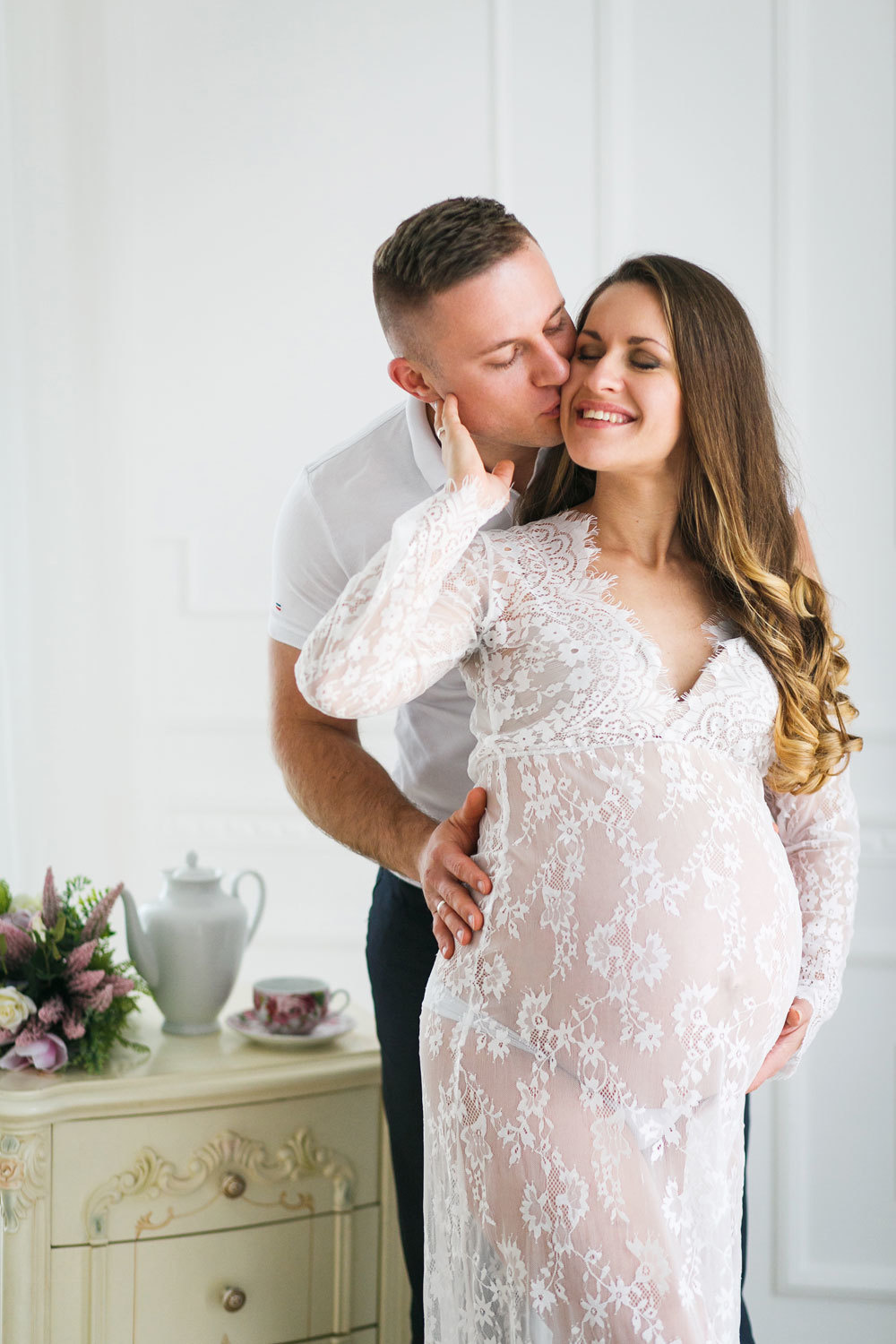 Фотосессия беременности Большая Долина. Семейный фотограф Великодолинское