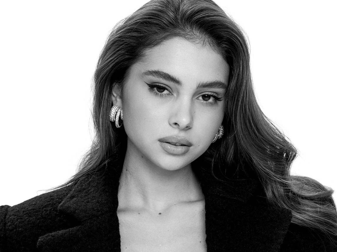 Photographer Nika Okuneva