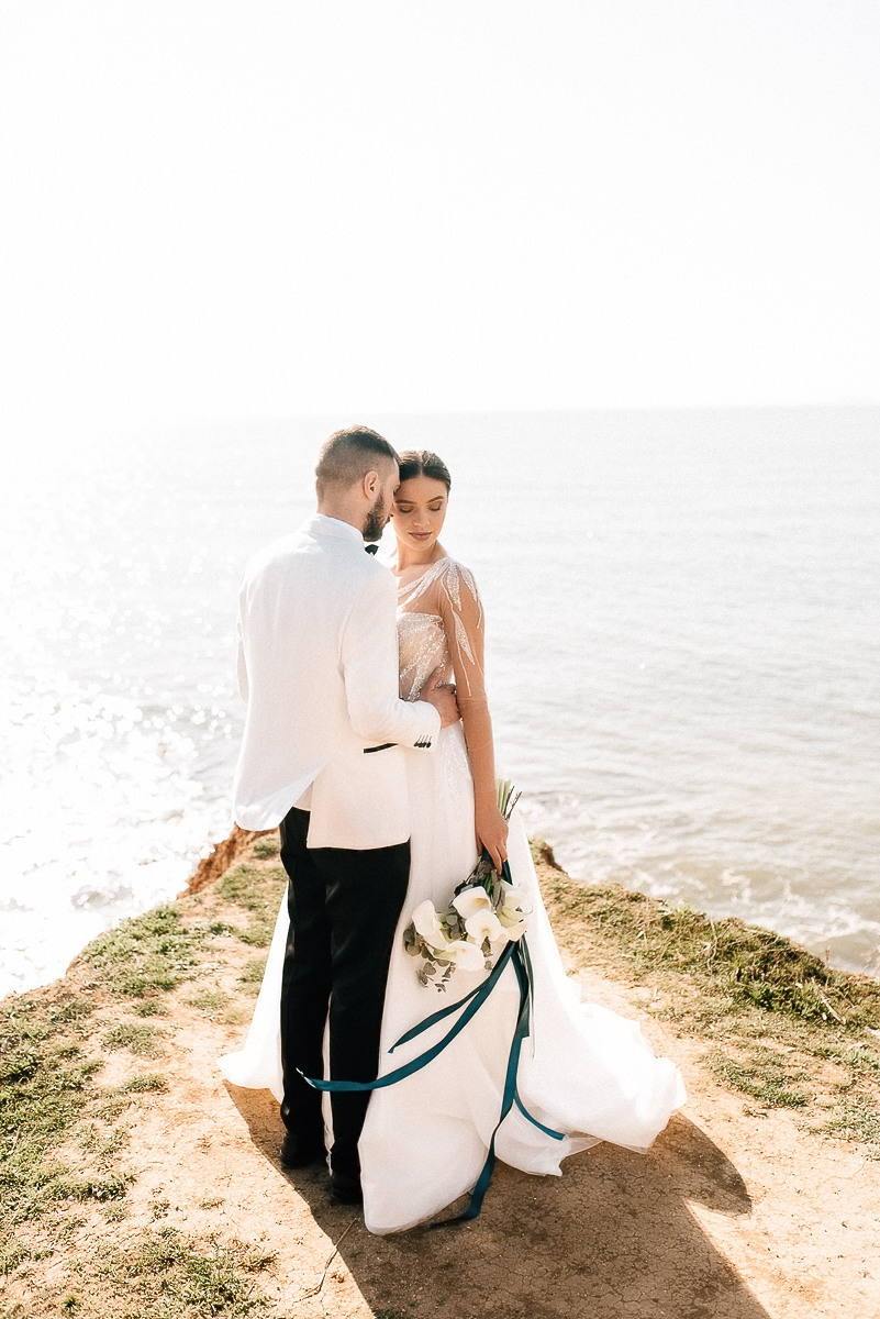 Свадебная церемония на берегу моря. Весільний та сімейний фотограф у Запоріжжі Юлія Васьків