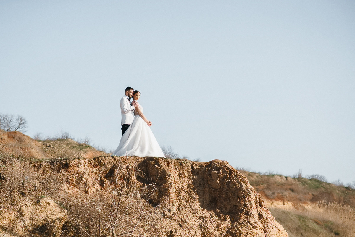 Свадебная церемония на берегу моря. Весільний та сімейний фотограф у Запоріжжі Юлія Васьків