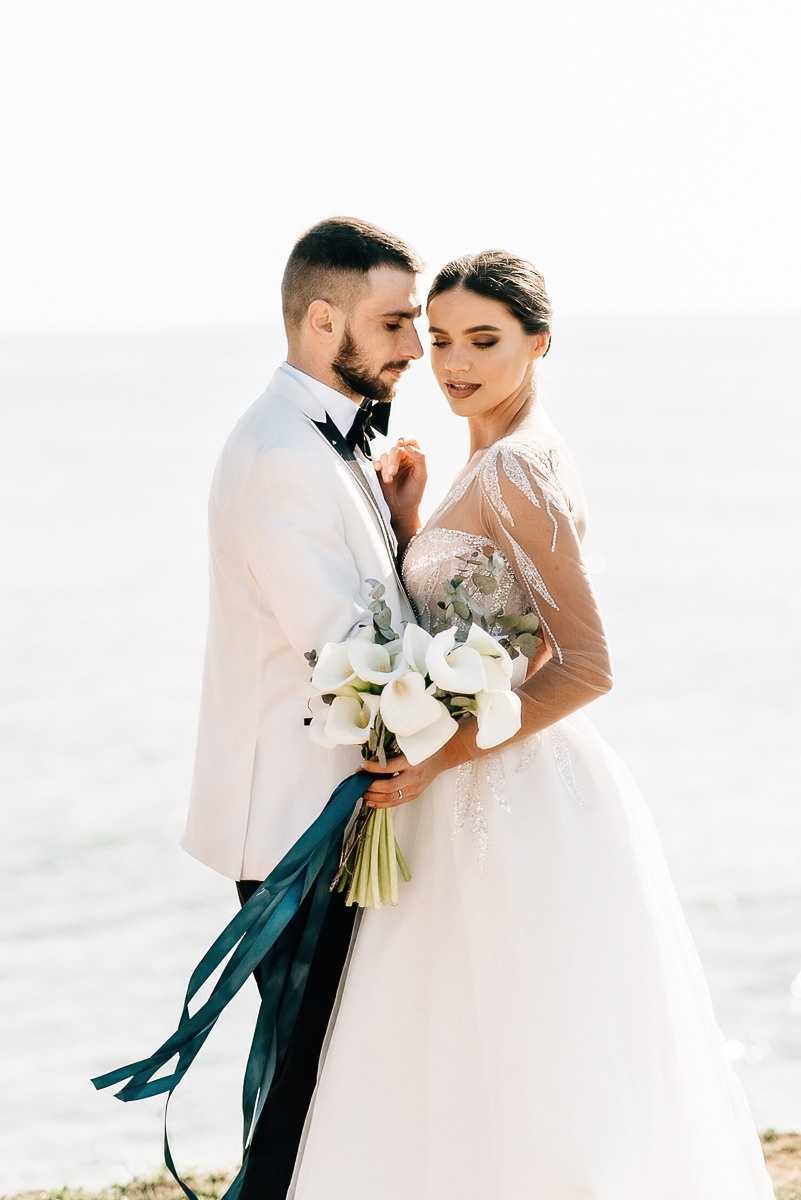 Свадебная церемония на берегу моря. Весільний та сімейний фотограф у Запоріжжі Юлія Васьків