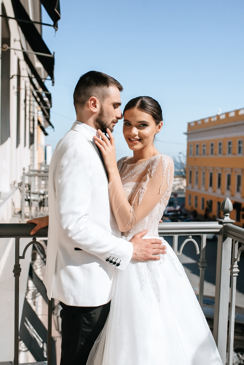 Свадебная церемония на берегу моря. Весільний та сімейний фотограф у Запоріжжі Юлія Васьків