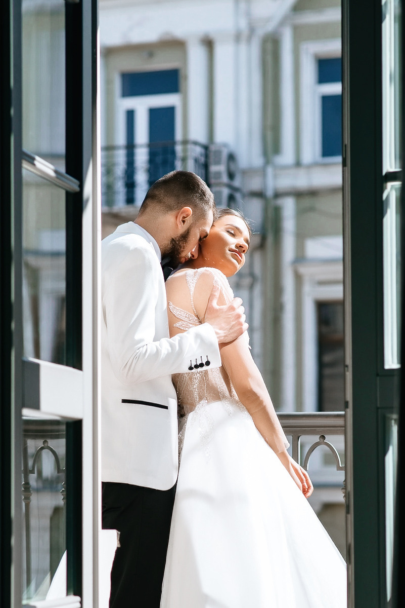 Свадебная церемония на берегу моря. Весільний та сімейний фотограф у Запоріжжі Юлія Васьків