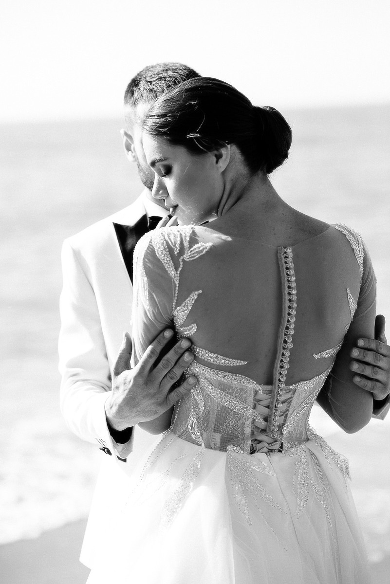 Свадебная церемония на берегу моря. Весільний та сімейний фотограф у Запоріжжі Юлія Васьків