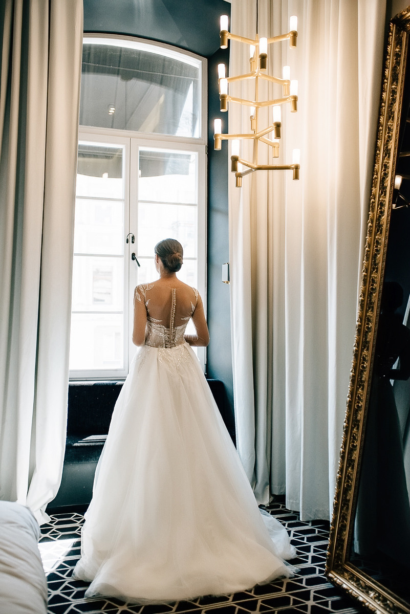 Свадебная церемония на берегу моря. Весільний та сімейний фотограф у Запоріжжі Юлія Васьків