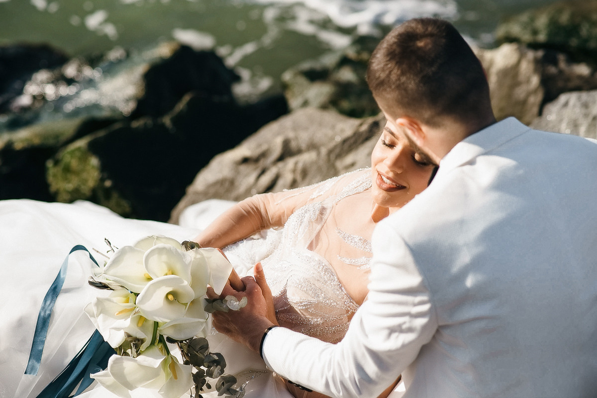 Свадебная церемония на берегу моря. Весільний та сімейний фотограф у Запоріжжі Юлія Васьків
