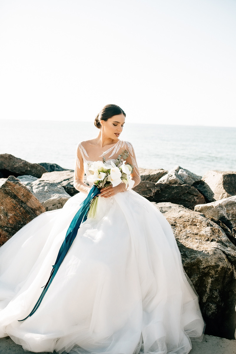 Свадебная церемония на берегу моря. Весільний та сімейний фотограф у Запоріжжі Юлія Васьків