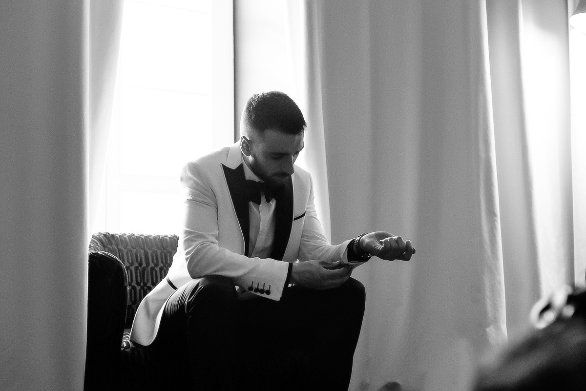 Свадебная церемония на берегу моря. Весільний та сімейний фотограф у Запоріжжі Юлія Васьків