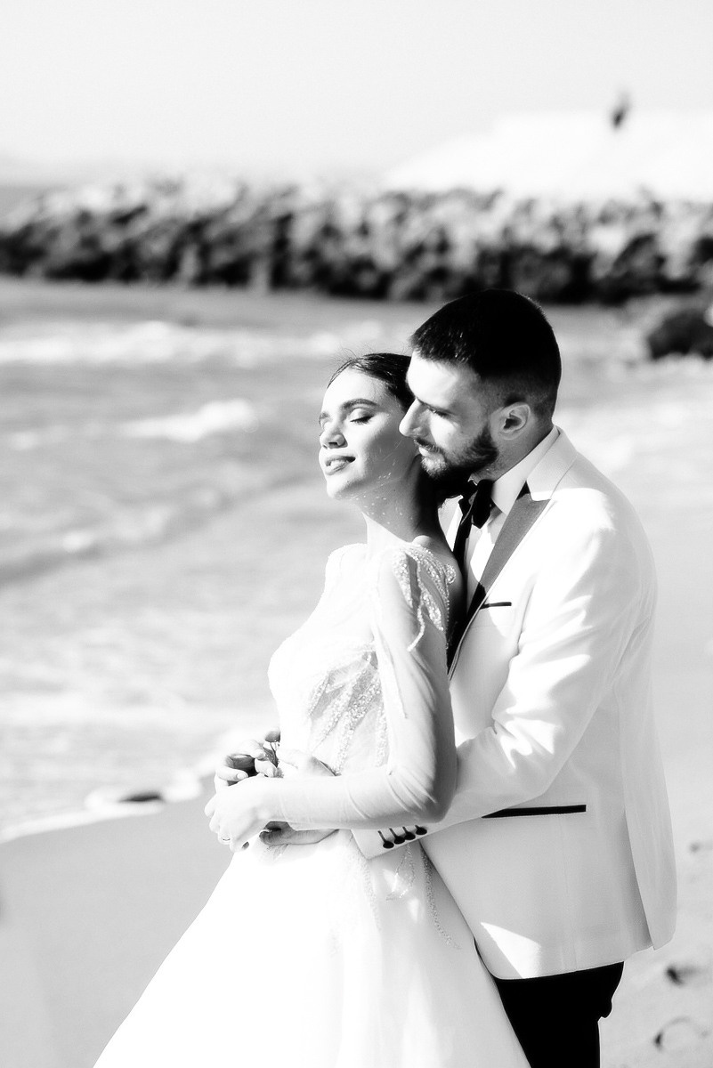 Свадебная церемония на берегу моря. Весільний та сімейний фотограф у Запоріжжі Юлія Васьків