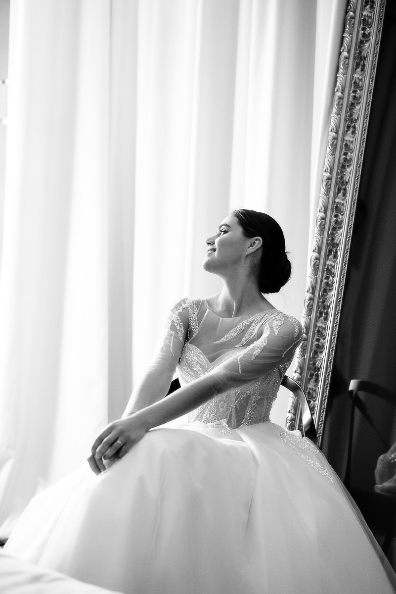 Свадебная церемония на берегу моря. Весільний та сімейний фотограф у Запоріжжі Юлія Васьків